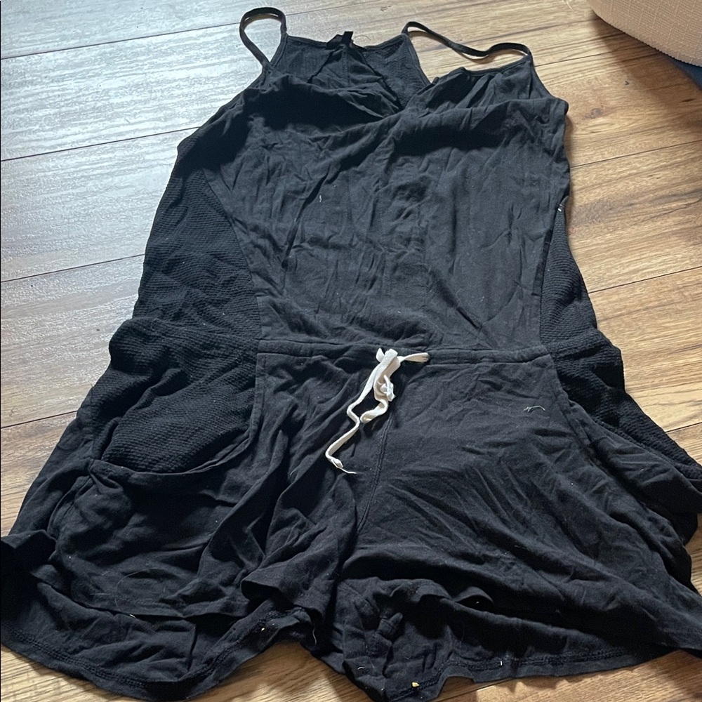 Hurley Black Jumpsuit with White Drawstring (Bin D)